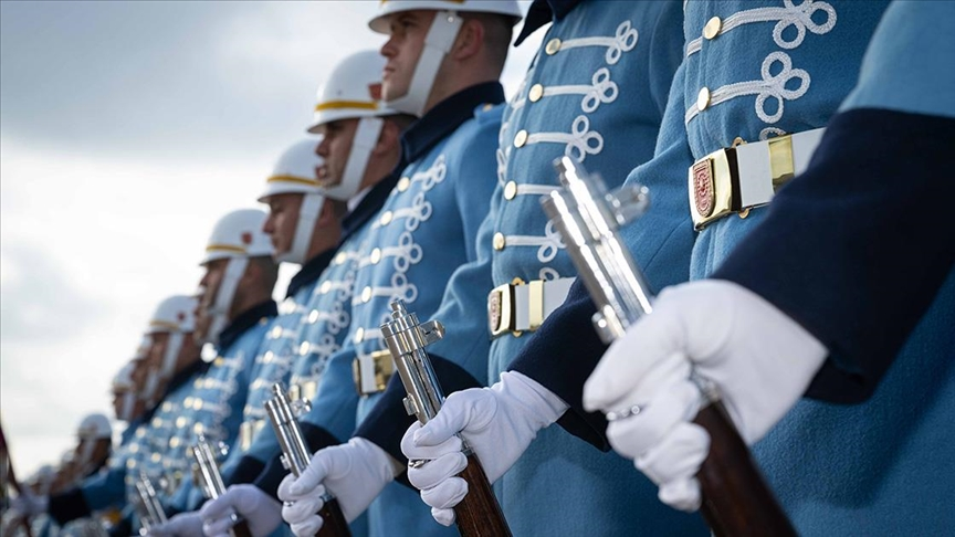 Presidentail Guard Command The Presidential Guard Regiment of the Republic of Turkey | KÜRE ...