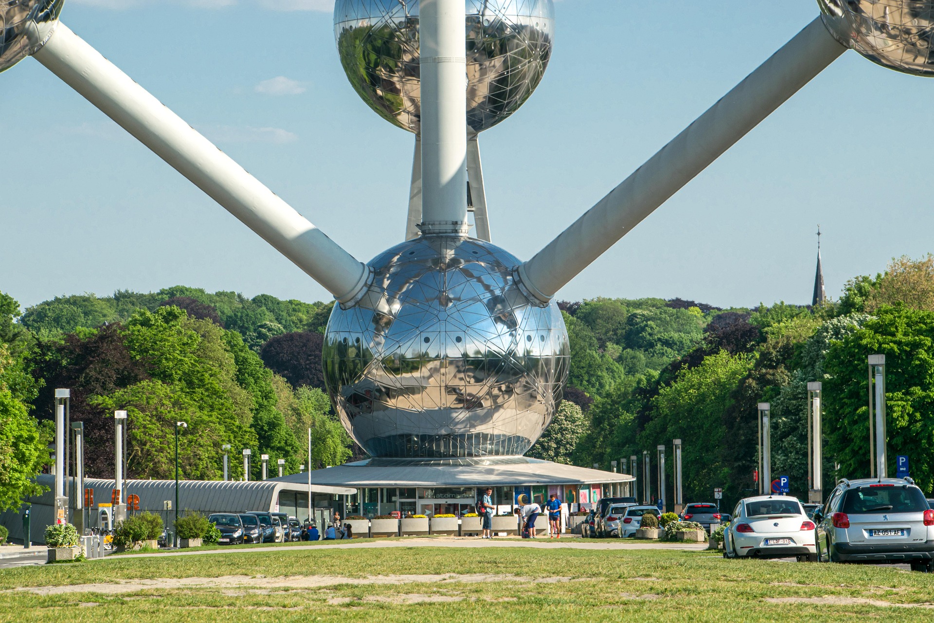 Atomium | KÜRE Encyclopedia